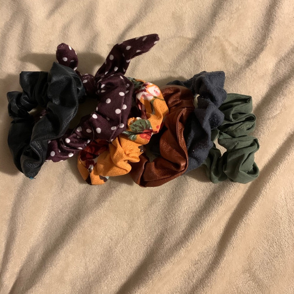 Bundle of scrunchies